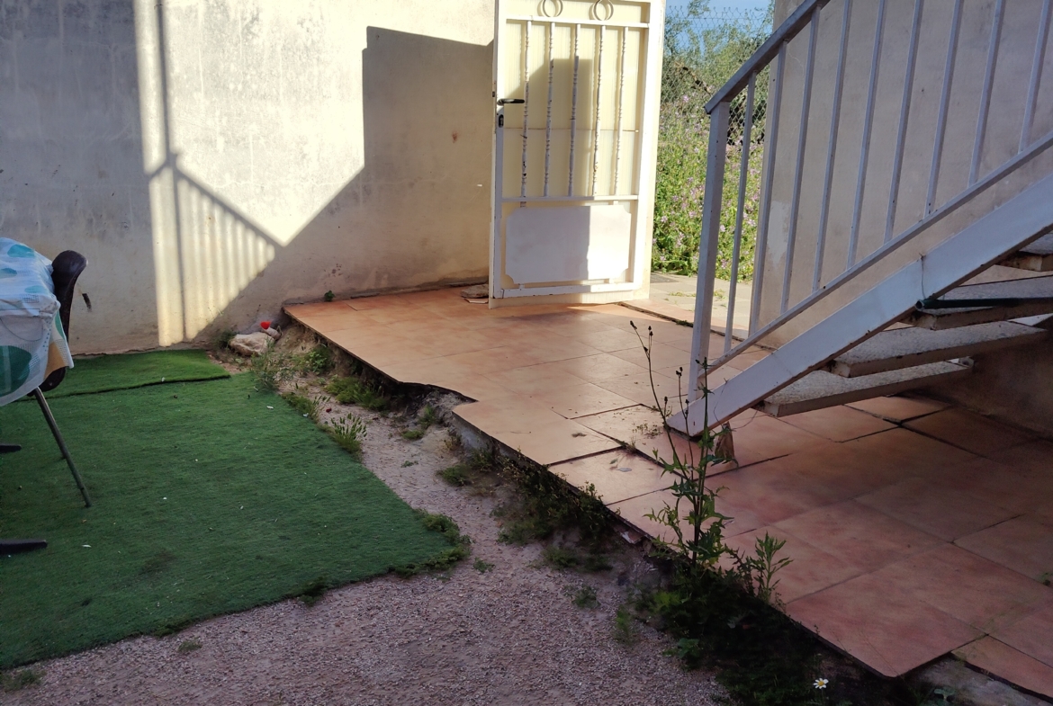 Se vende chalet adosado en Casas de Juan Núñez