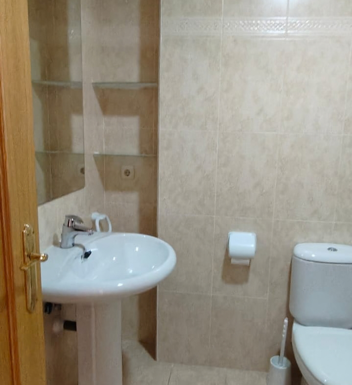 Se vende piso en Vereda Jaén junto al Polideportivo