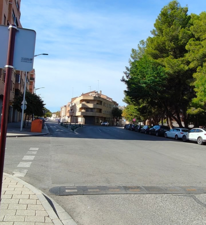 Se vende piso en Vereda Jaén junto al Polideportivo