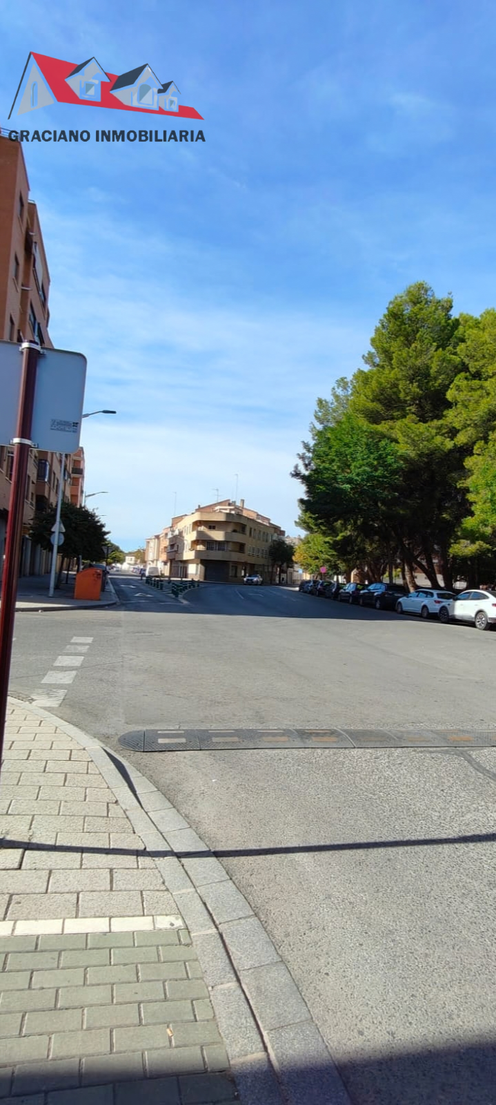 22 Se vende piso en Vereda Jaén junto al Polideportivo